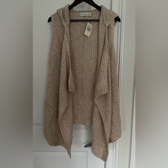 525 America sleeveless hooded knit cardigan / sweater Sz. S NWT ivory - Picture 1 of 9